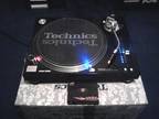 Technics SL 1210 MK5G Turntable,  Comes in box with...